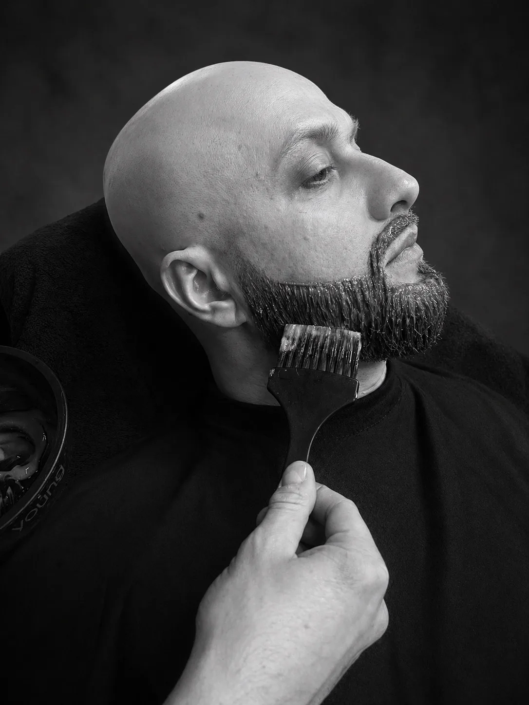 Камуфлювання сивини бороди — ALED Barbershop, Київ