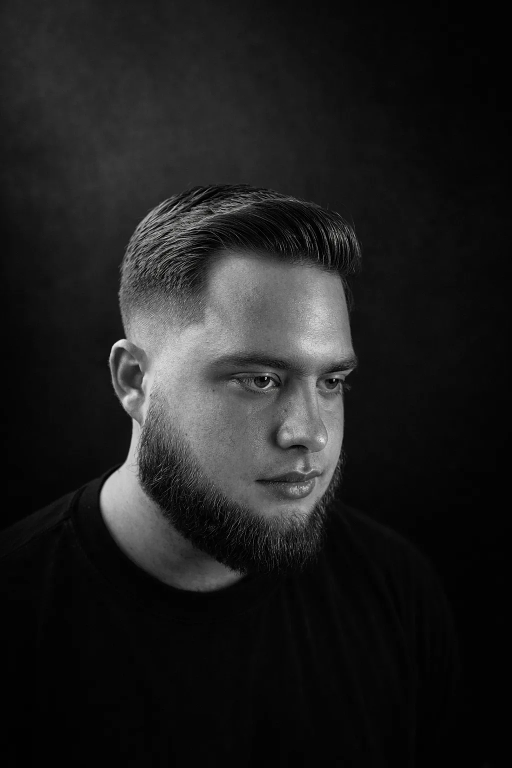 Комплекс: стрижка та борода у Києві — ALED Barbershop